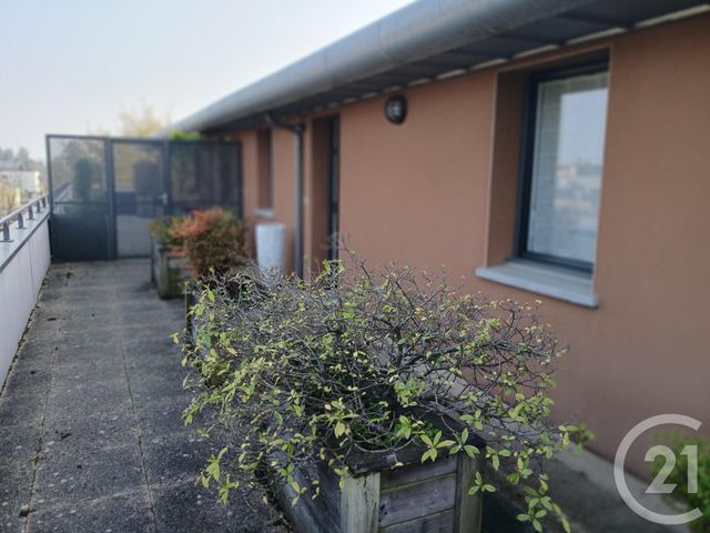 Appartement à louer - 4 pièces - 78.17 m2 - MORDELLES - 35 - BRETAGNE - Century 21 Arb Immobilier