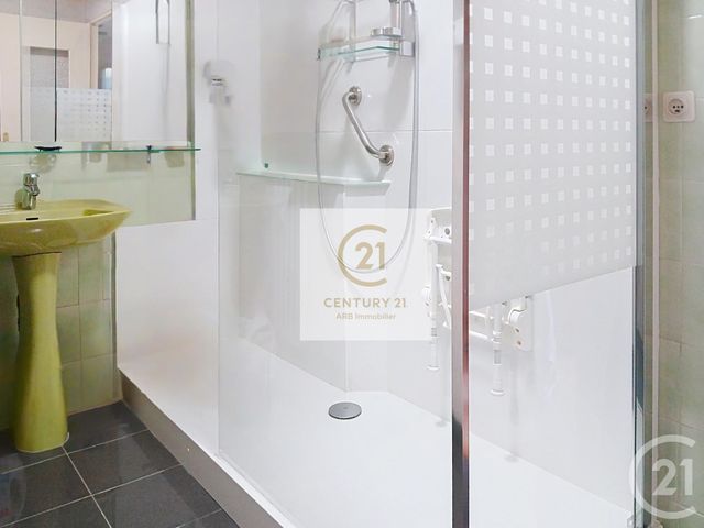 Appartement T4 à vendre - 4 pièces - 65.16 m2 - RENNES - 35 - BRETAGNE - Century 21 Arb Immobilier